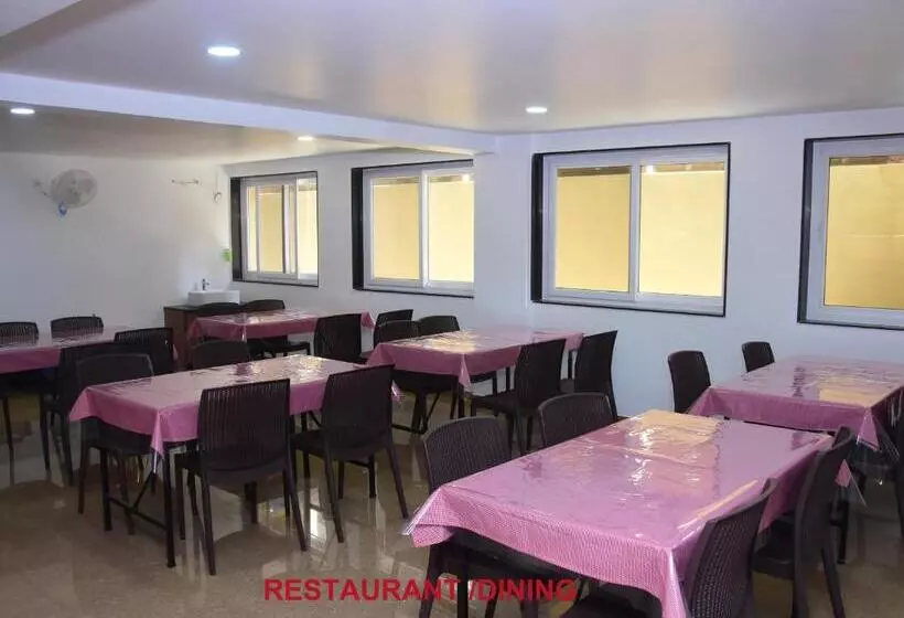 Hotelli Regal Panhala Residency