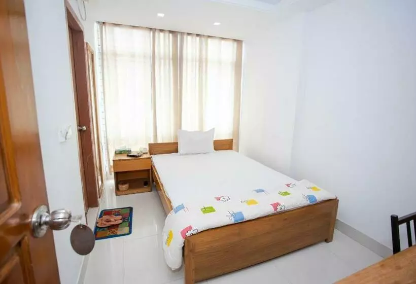 Jatra Hotel Kts
