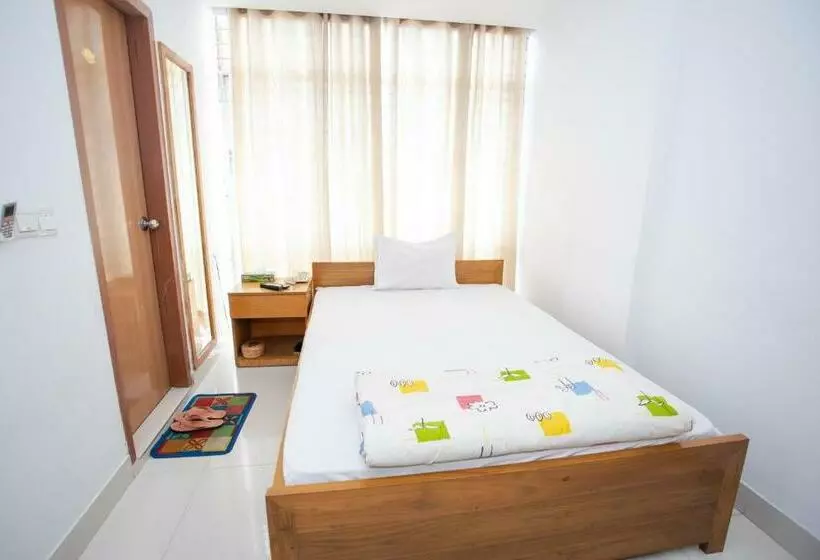 Jatra Hotel Kts