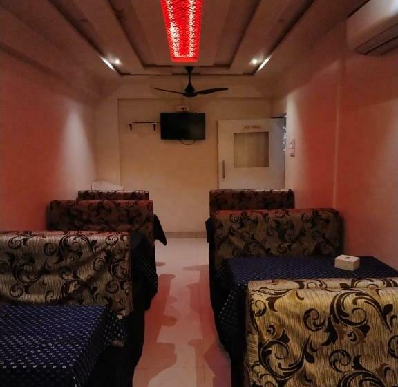 Hotel Kapila & Restaurant By Wb Inn