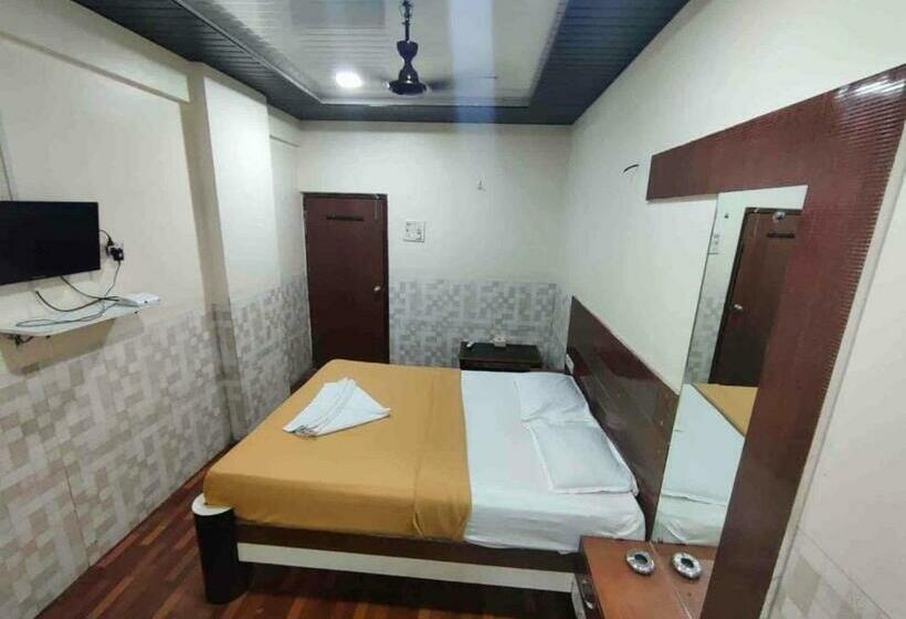 Hotel Kapila & Restaurant By Wb Inn