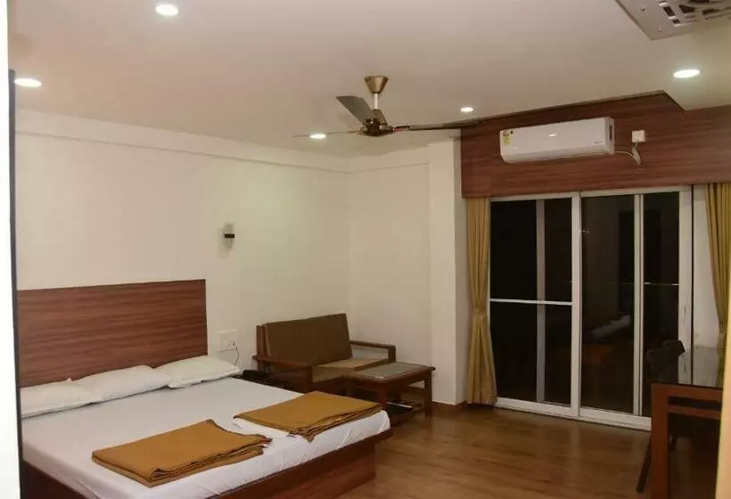 Hotelli Regal Panhala Residency