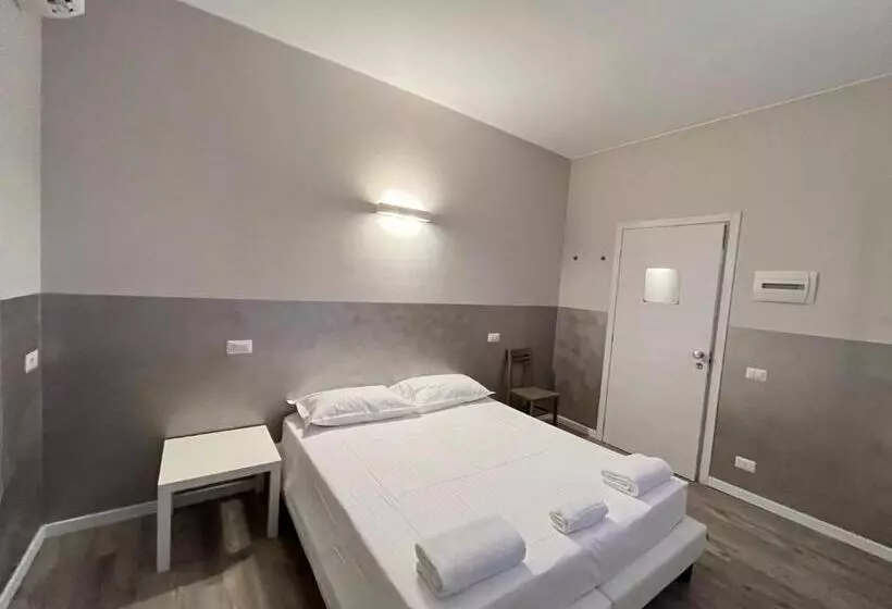 پانسیون Bergamo Automatic Rooms Self Check In