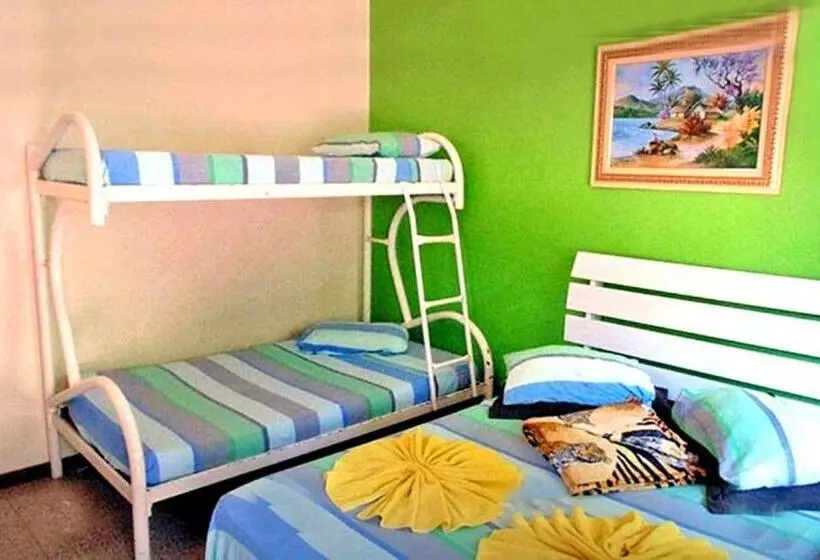 ペンション Pousada Suites Praia De Costazul