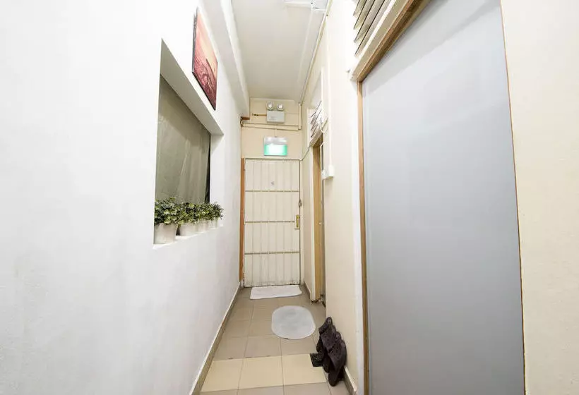 Hostel Feel at Home Backpackers