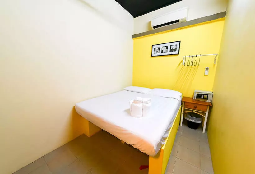 Hostel Feel at Home Backpackers