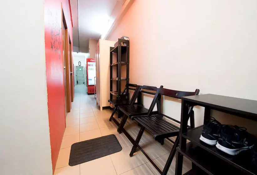 Hostel Feel at Home Backpackers