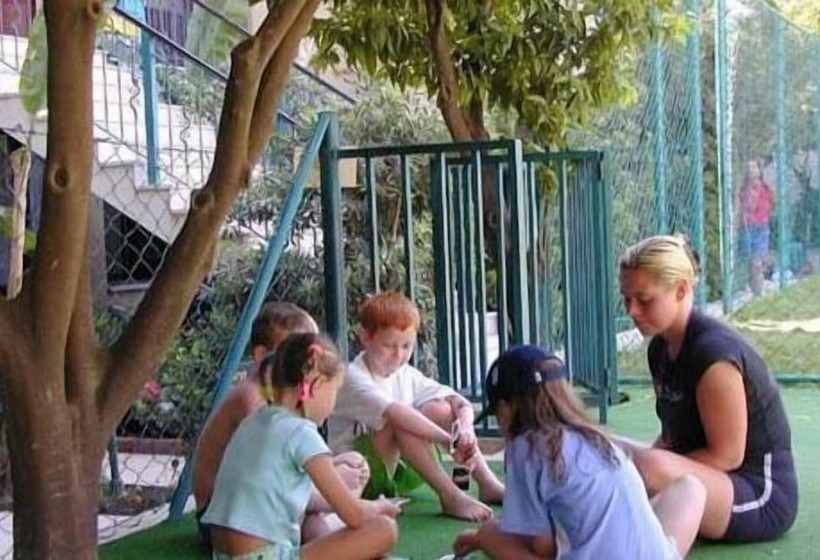 Club Turquoise Apartments