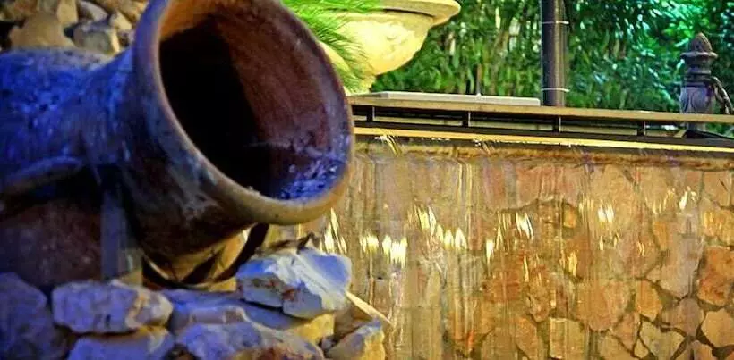 هتل Balconata 2.0 Banqueting & Accommodations