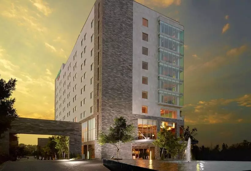 Hotelli Courtyard By Marriott Queretaro