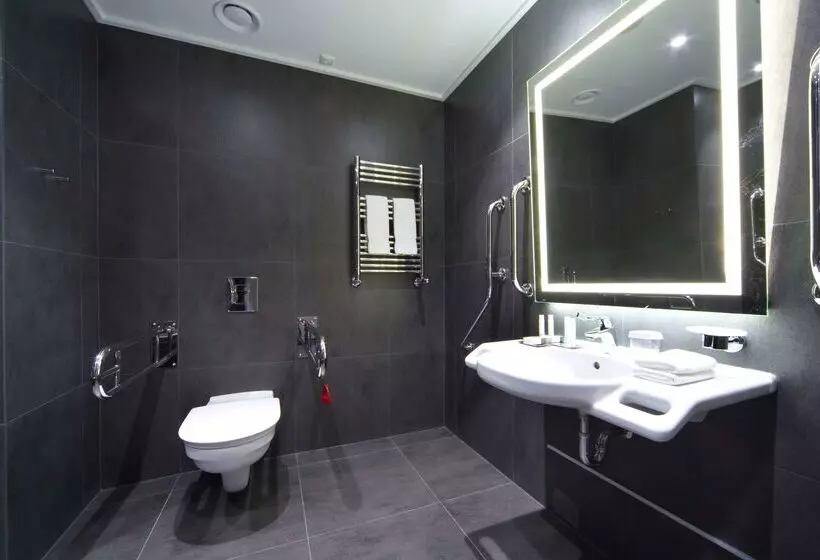 Doubletree By Hilton Hotel Minsk