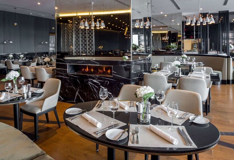 Doubletree By Hilton Hotel Minsk