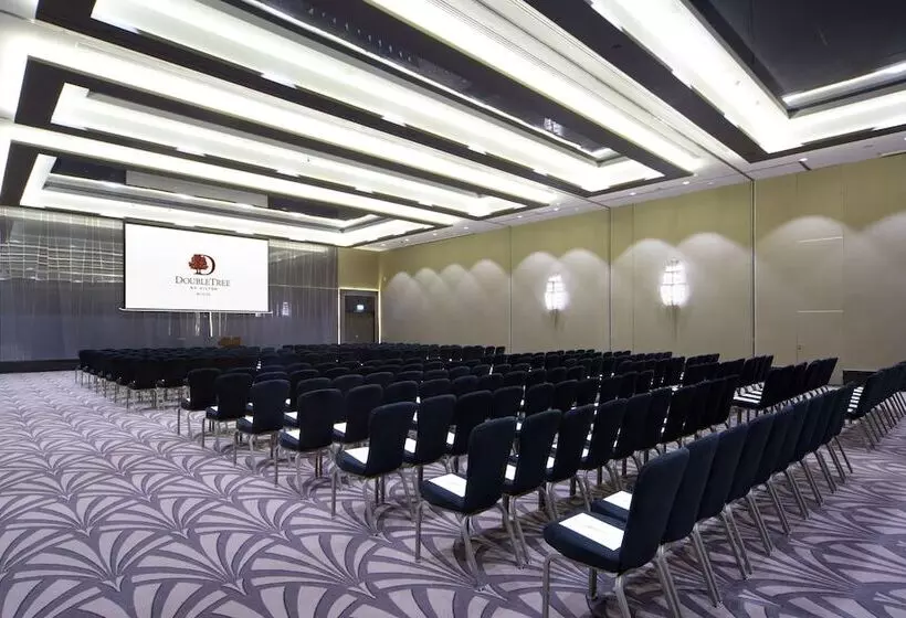 Doubletree By Hilton Hotel Minsk