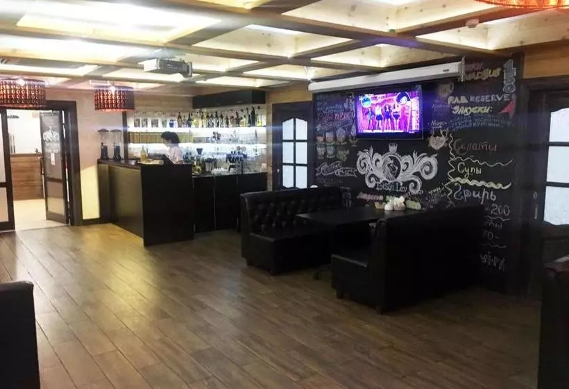 호텔 Erunin S Group, Tolstogo 77