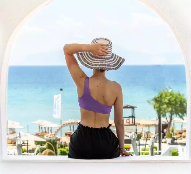 בית מלון כפרי Georgalas Sun Beach Resort