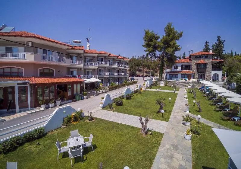 בית מלון כפרי Georgalas Sun Beach Resort