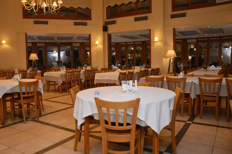 בית מלון כפרי Georgalas Sun Beach Resort