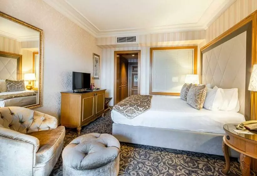 Grand Pasha Hotel & Spa Kyrenia