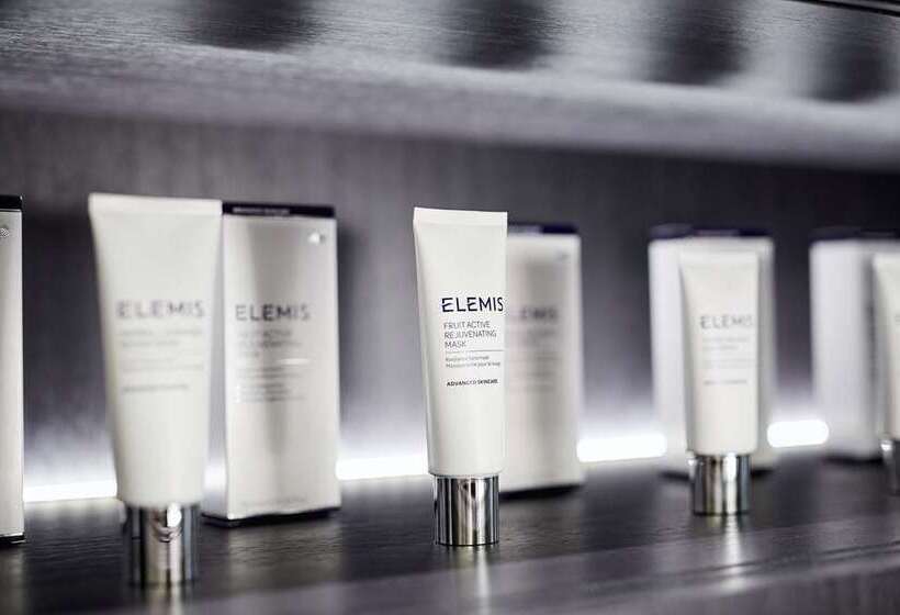 Отель Hilton Tallinn Park