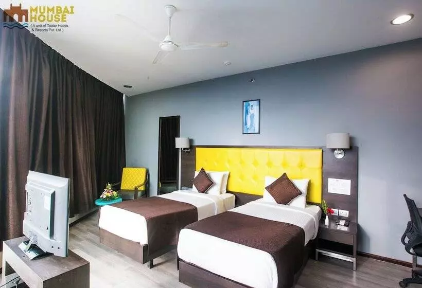ホテル Mumbai House Airoli, Navi Mumbai