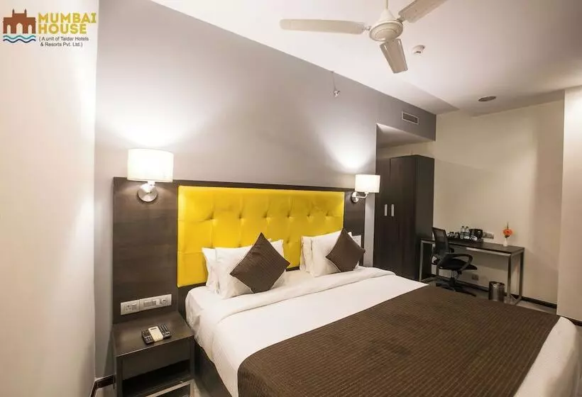 ホテル Mumbai House Airoli, Navi Mumbai