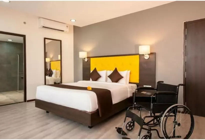 ホテル Mumbai House Airoli, Navi Mumbai