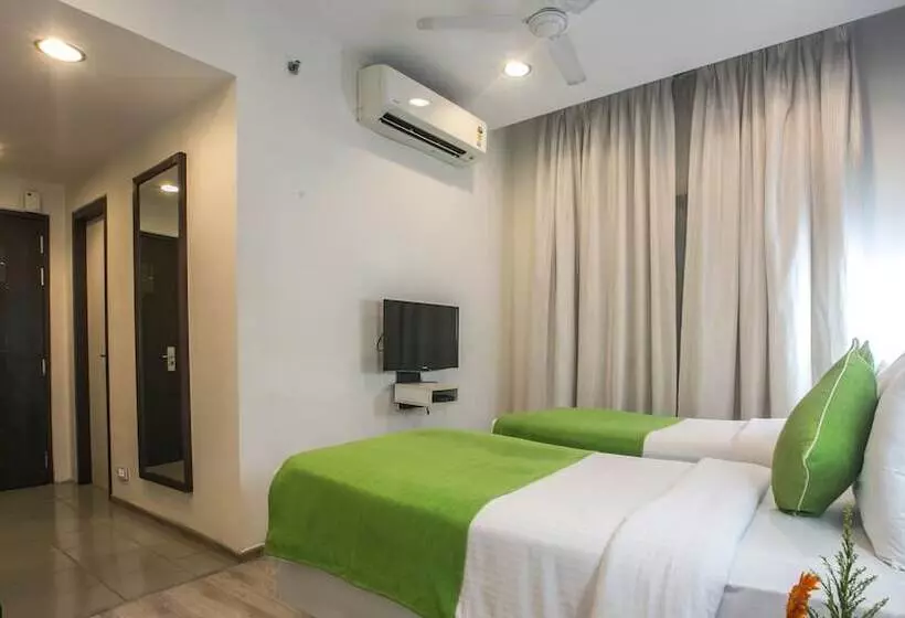 ホテル Mumbai House Airoli, Navi Mumbai