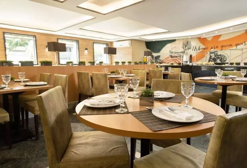 ホテル Royal Urban Macae