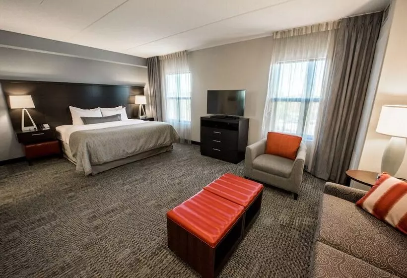 Отель Staybridge Suites Albany Wolf Rd Colonie Center, An Ihg