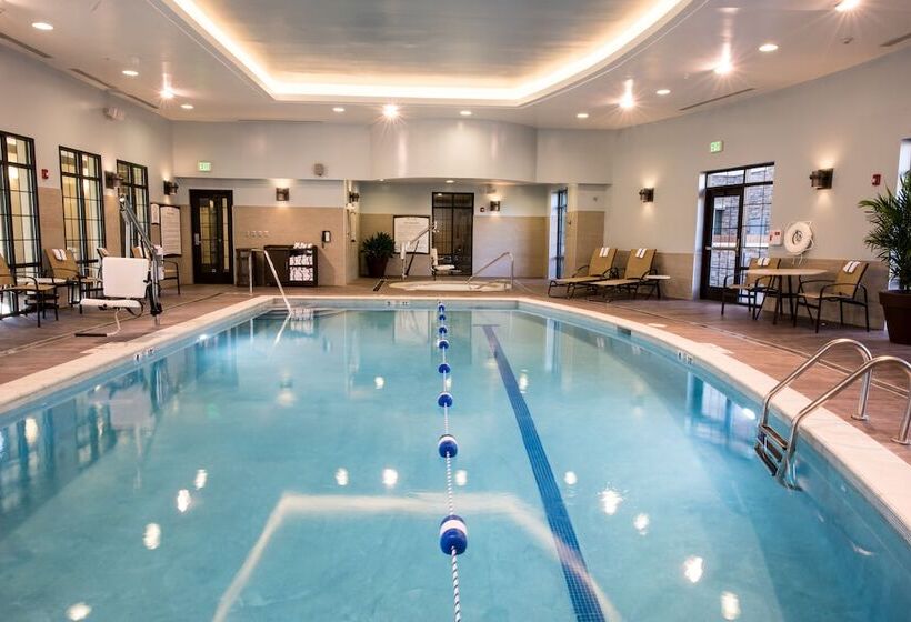 فندق Staybridge Suites Albany Wolf Rd Colonie Center, An Ihg