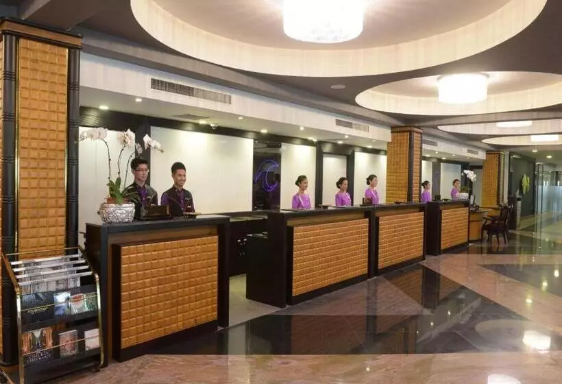 Hotelli Taw Win Garden