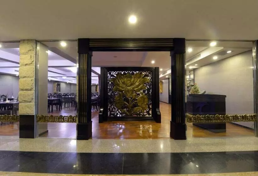 Hotelli Taw Win Garden