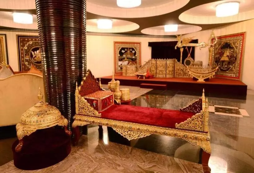 Hotelli Taw Win Garden