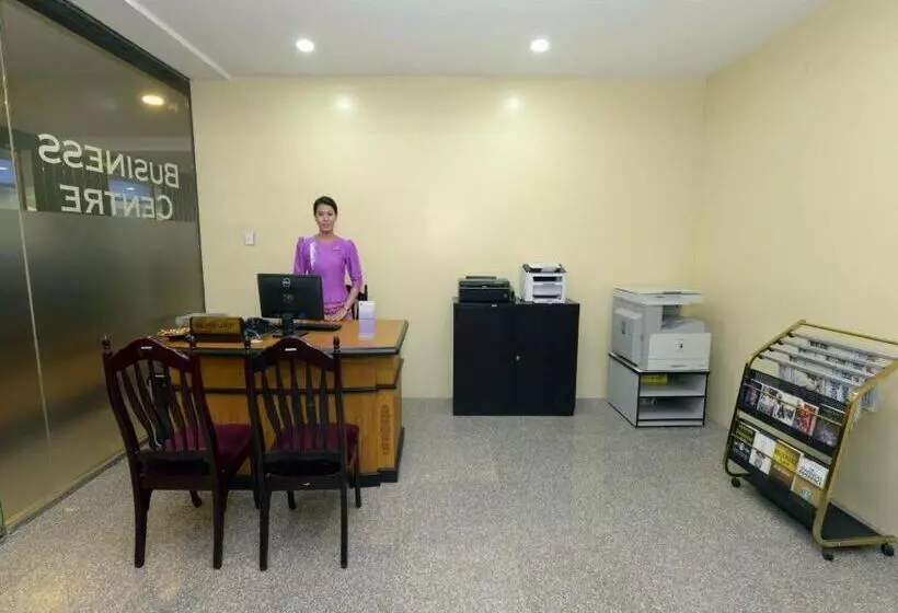 Hotelli Taw Win Garden