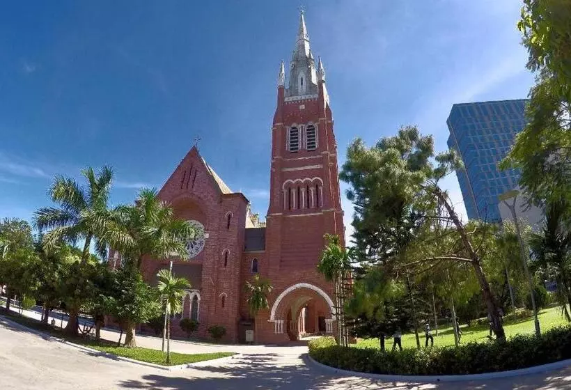 Hotelli Taw Win Garden