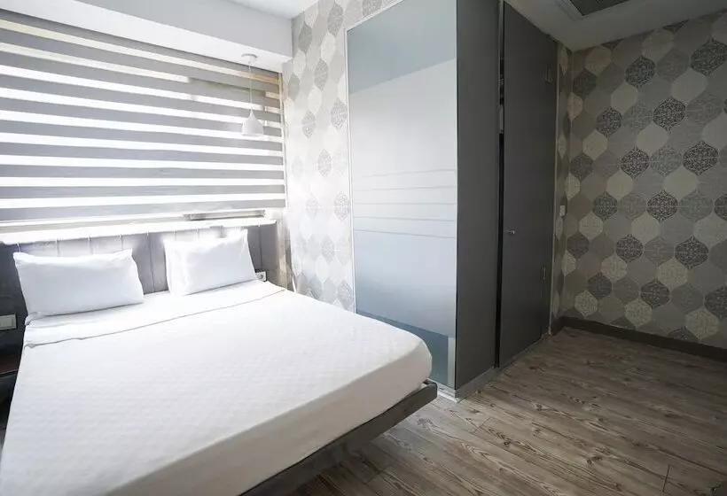 Time Hotel Mecidiyekoy