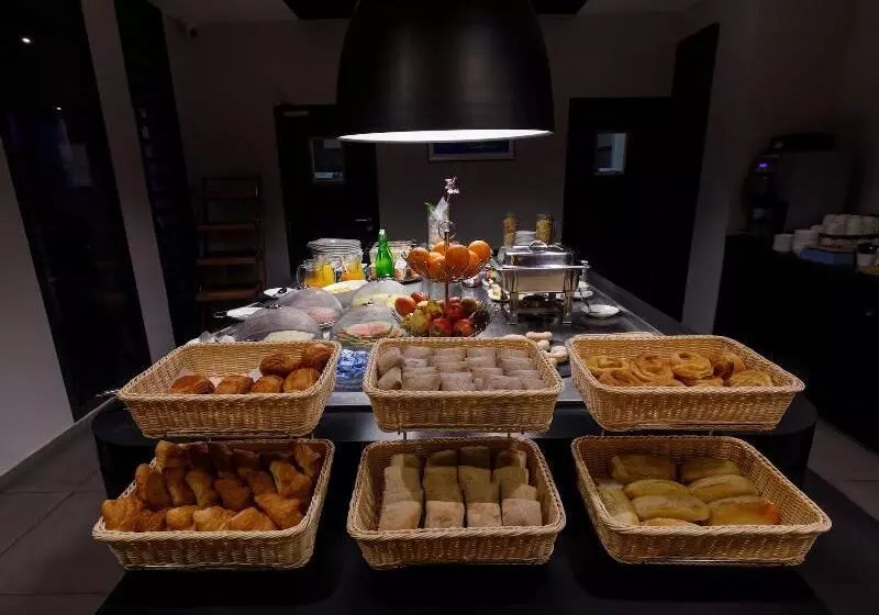 هتل Tulip Inn Sainte Clotilde, La Réunion