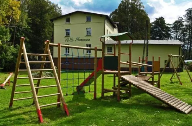 펜션 Willa Marianna