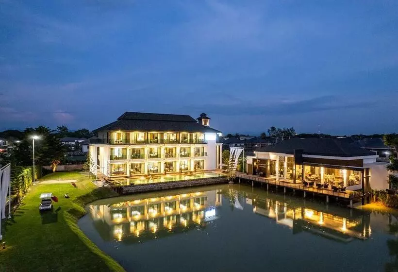 ホテル Pim Pool Villa Nan