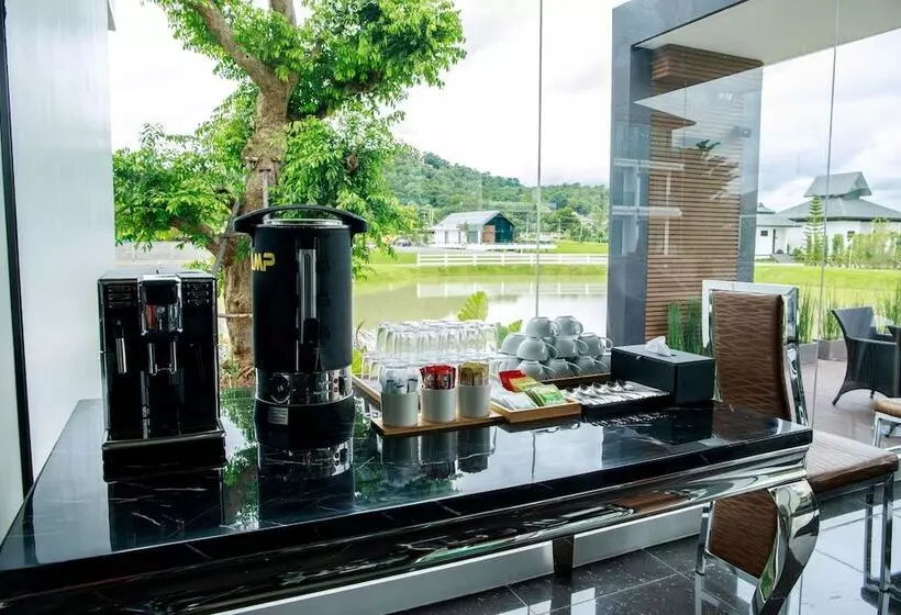 ホテル Pim Pool Villa Nan