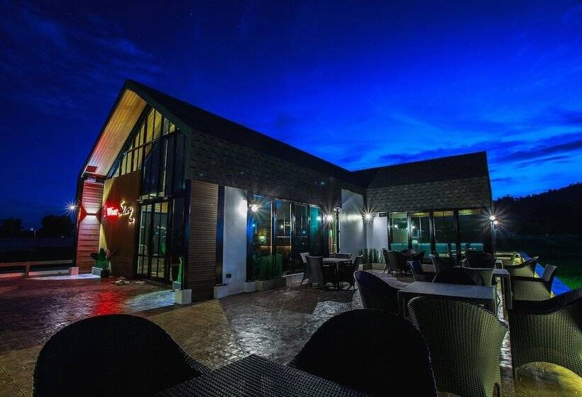 ホテル Pim Pool Villa Nan