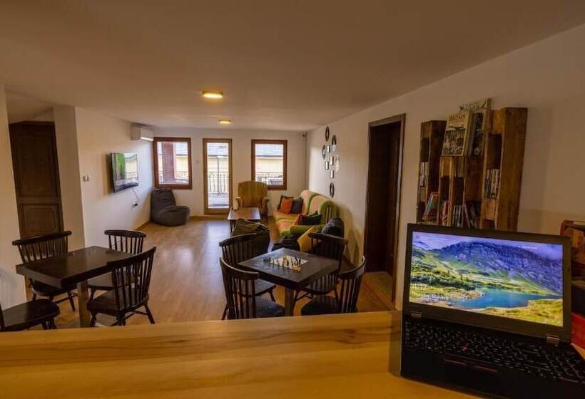 Hostel Prishtina Backpackers