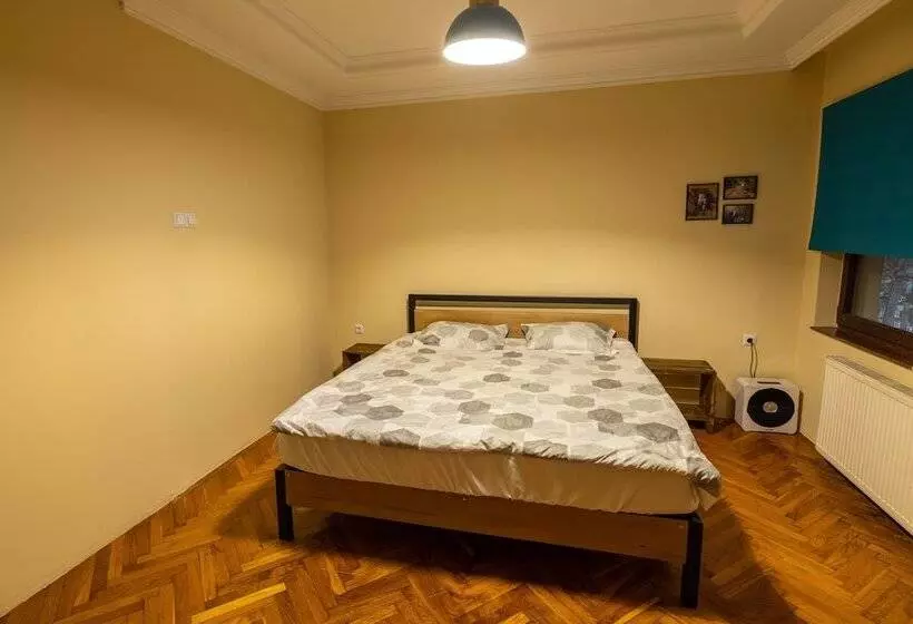 Hostel Prishtina Backpackers