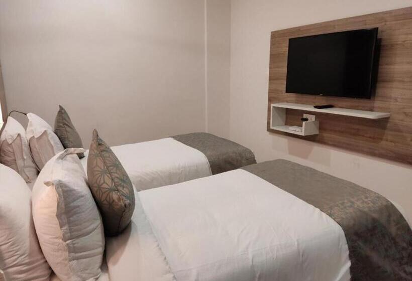 Hotel Residenza Adhikrishna Arcade