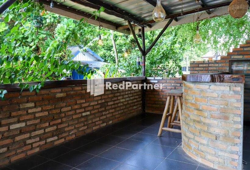 ホテル Sahabat Pantai Guest House Mitra Reddoorz