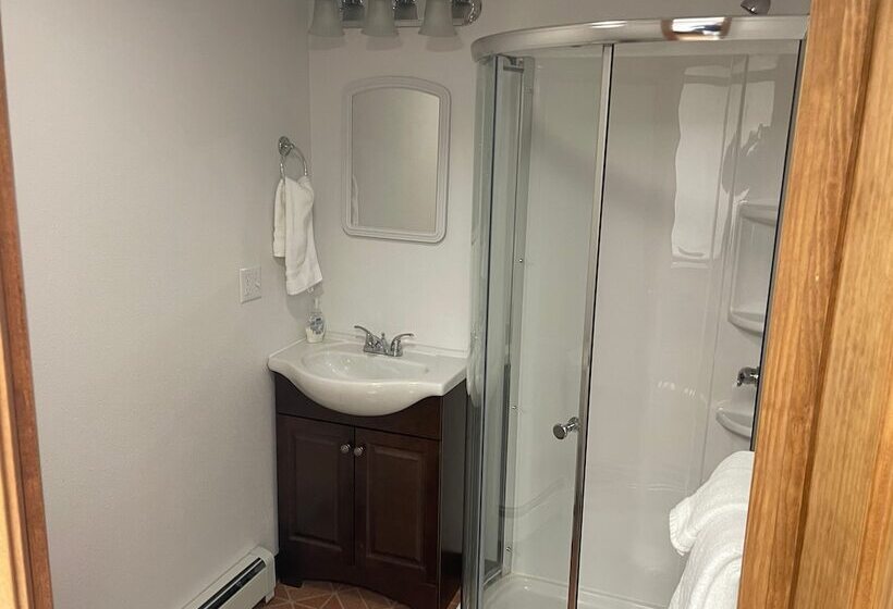 בית מלון כפרי Trophy Lodge Accommodations