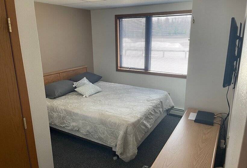 בית מלון כפרי Trophy Lodge Accommodations