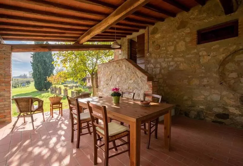ホテル Villa Il Fienile Il Sole Verde