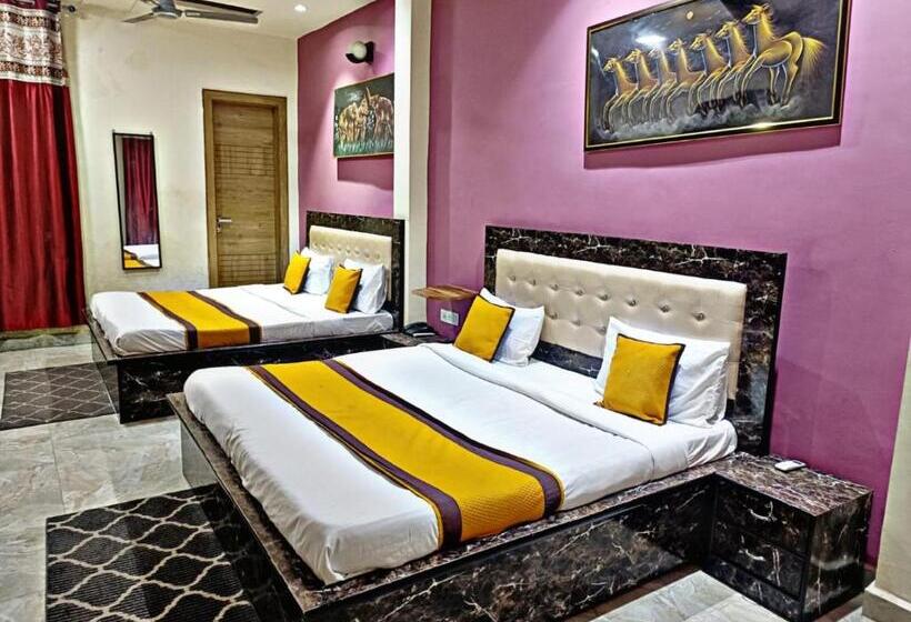 ホテル Virasat Palace