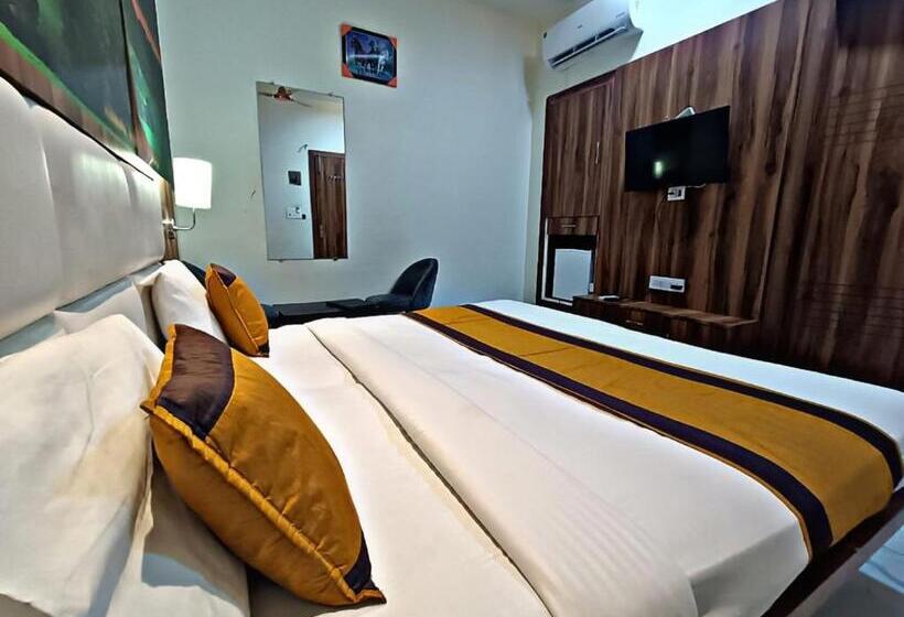 ホテル Virasat Palace